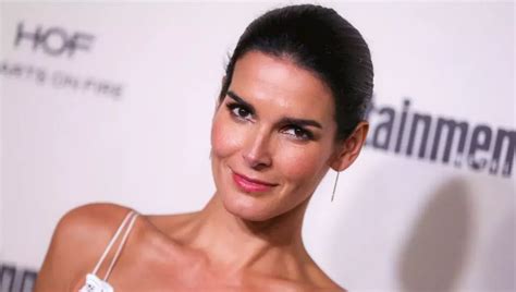 40 Nude Pictures Of Angie Harmon Which Will ...